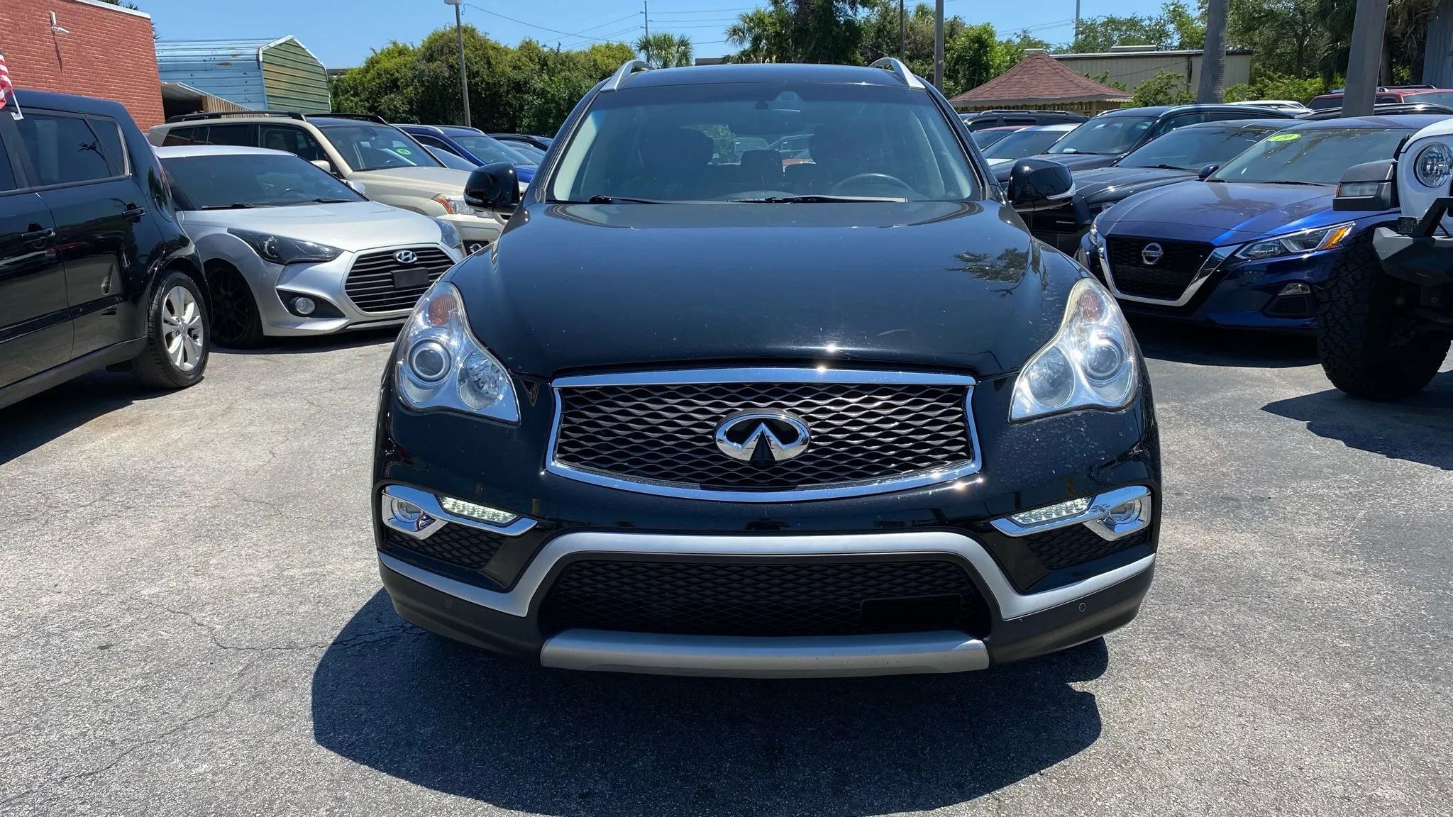 Used 2016 INFINITI QX50 AWD w/ Technology Package image 4