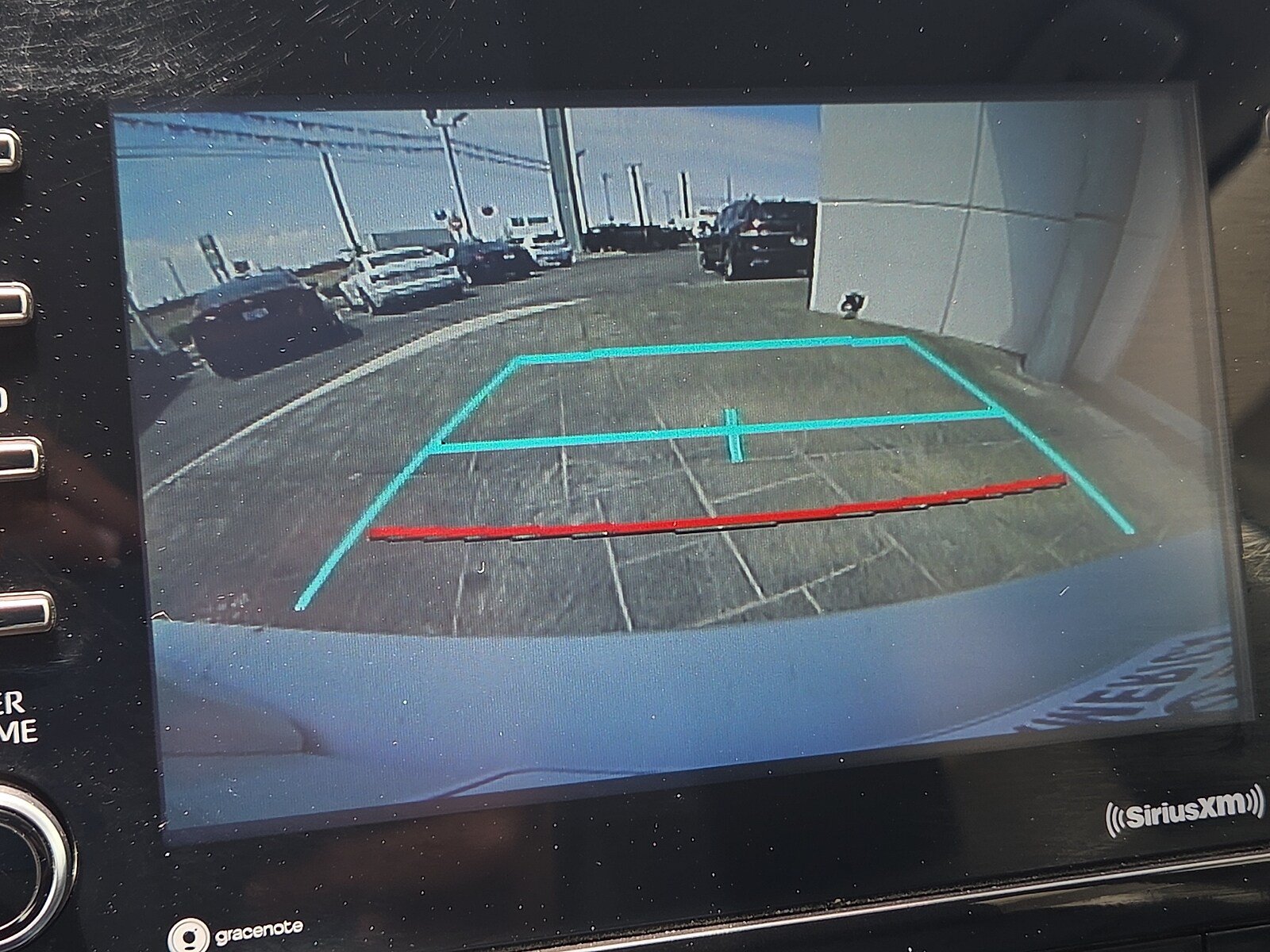 Used 2022 Toyota Prius XLE FWD image 10