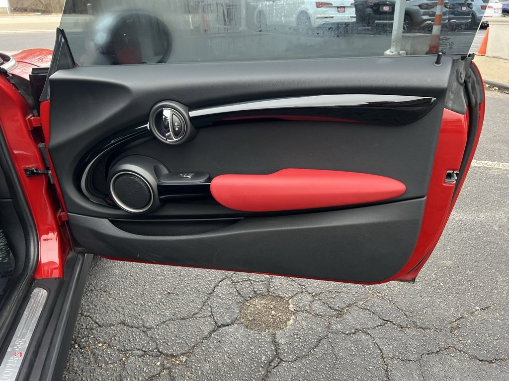 Used 2014 MINI Cooper S image 19