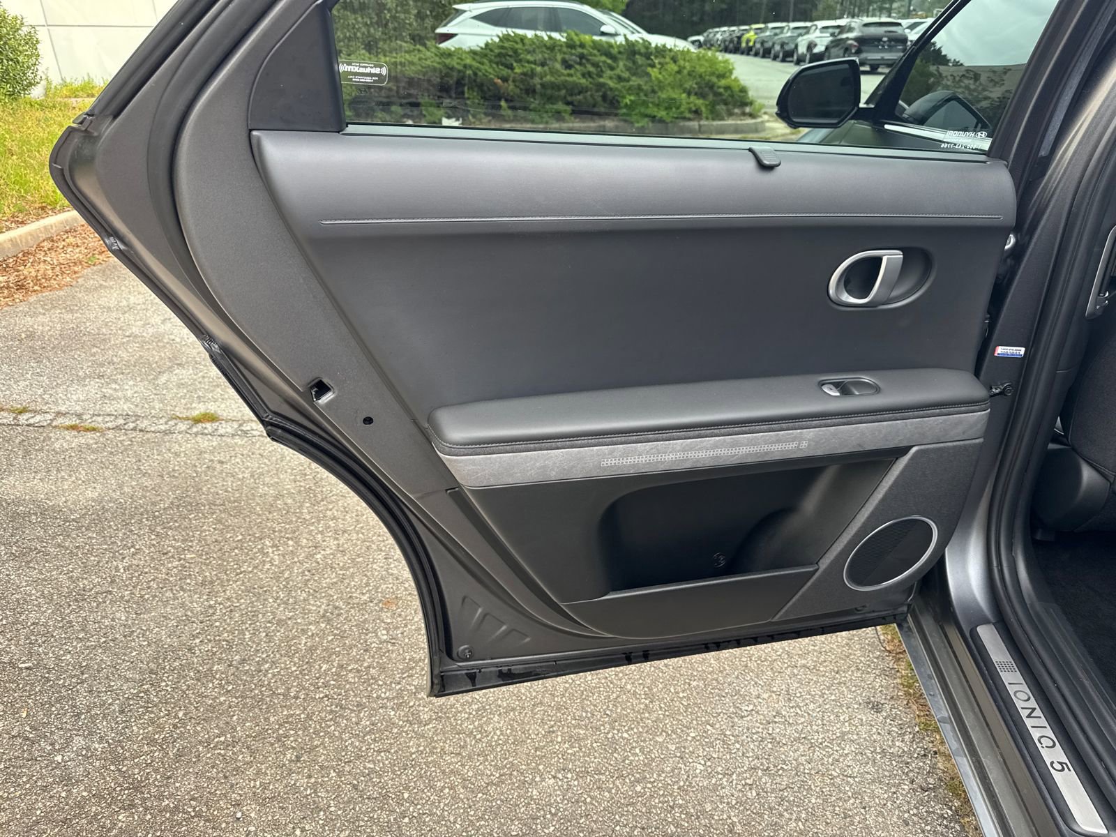 Used 2023 Hyundai Ioniq 5 Limited AWD/4WD image 22