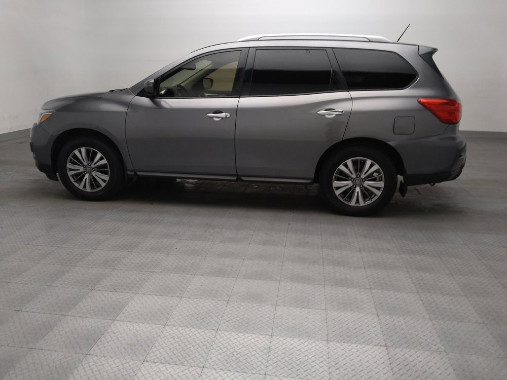 Used 2018 Nissan Pathfinder SV FWD image 3