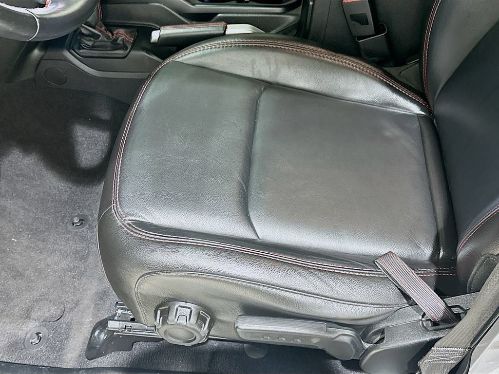 Used 2021 Jeep Wrangler Unlimited Rubicon AWD/4WD image 18