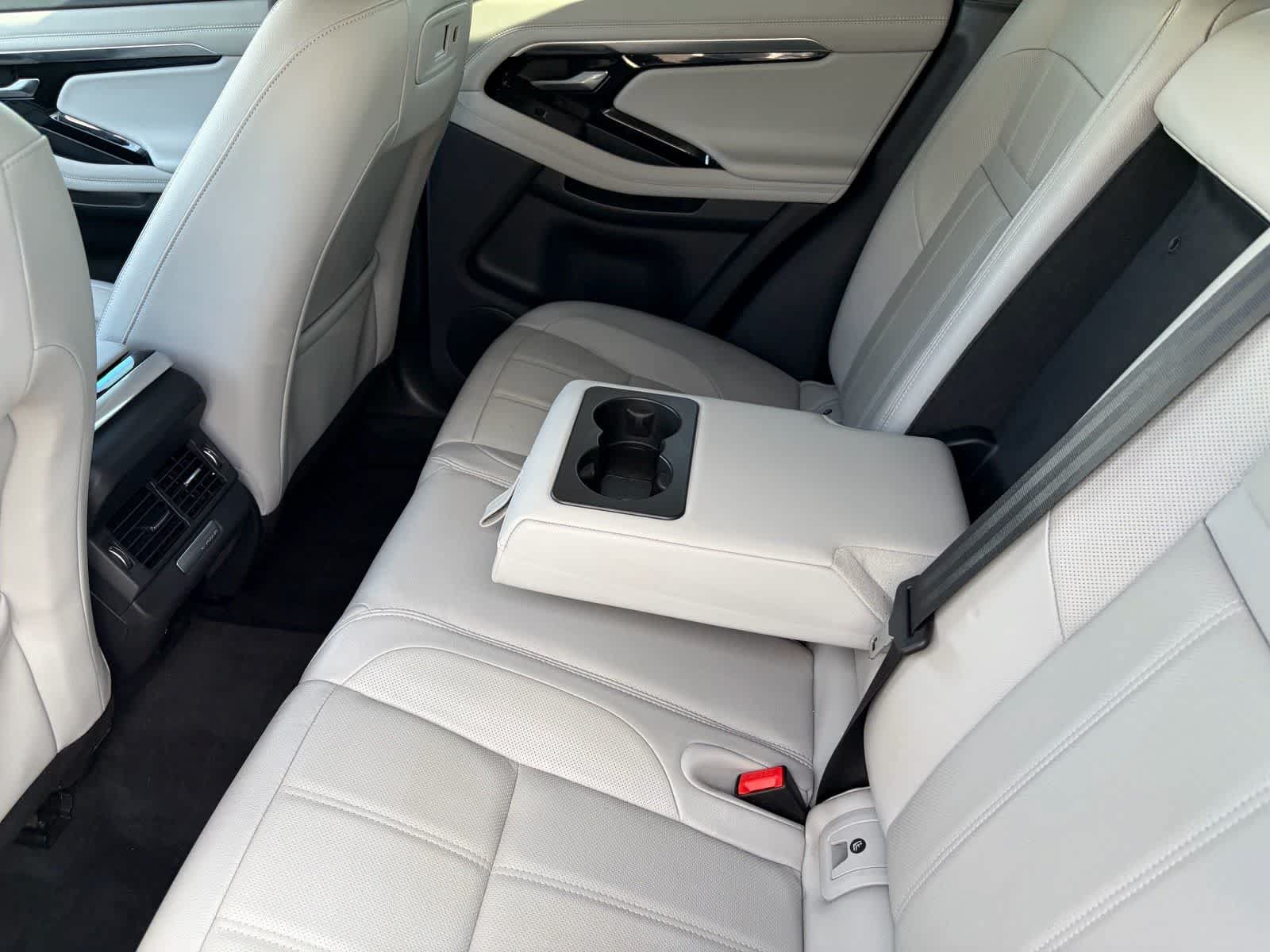 Used 2021 Land Rover Range Rover Evoque S AWD/4WD image 12