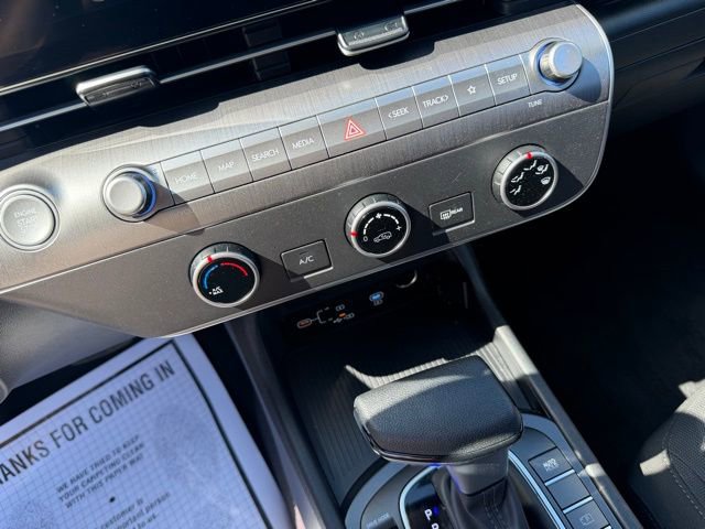 Certified 2026 Hyundai Kona SE image 29
