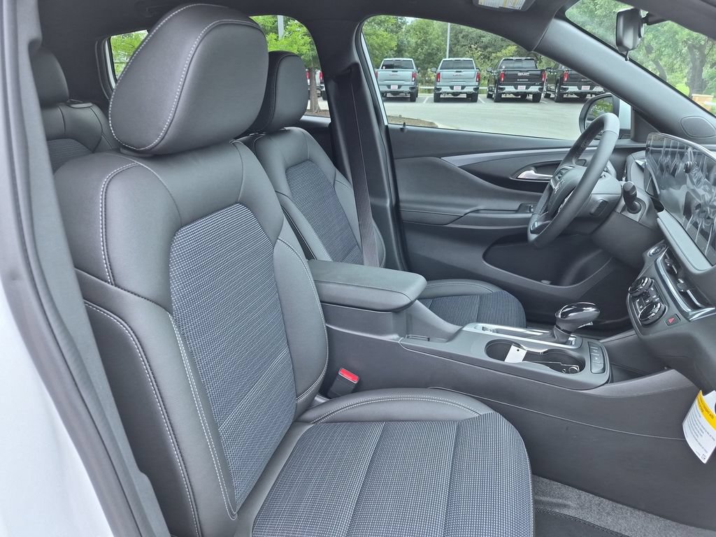 New 2026 Buick Envista Sport Touring w/ Convenience I Package FWD image 38