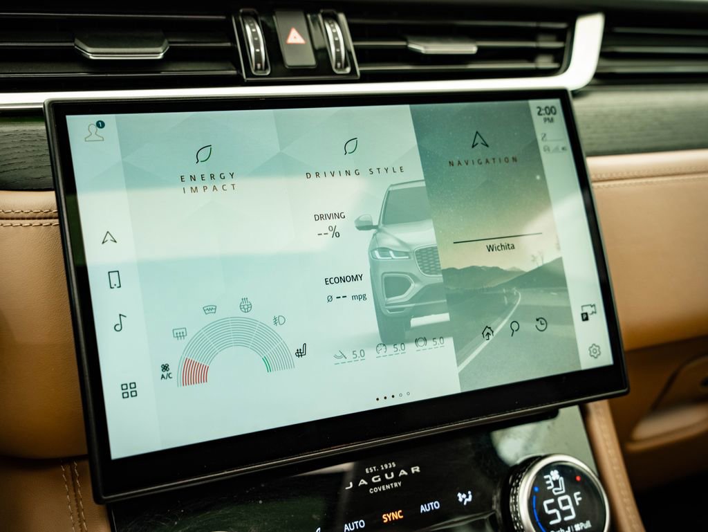 Used 2023 Jaguar F-PACE S AWD/4WD image 33
