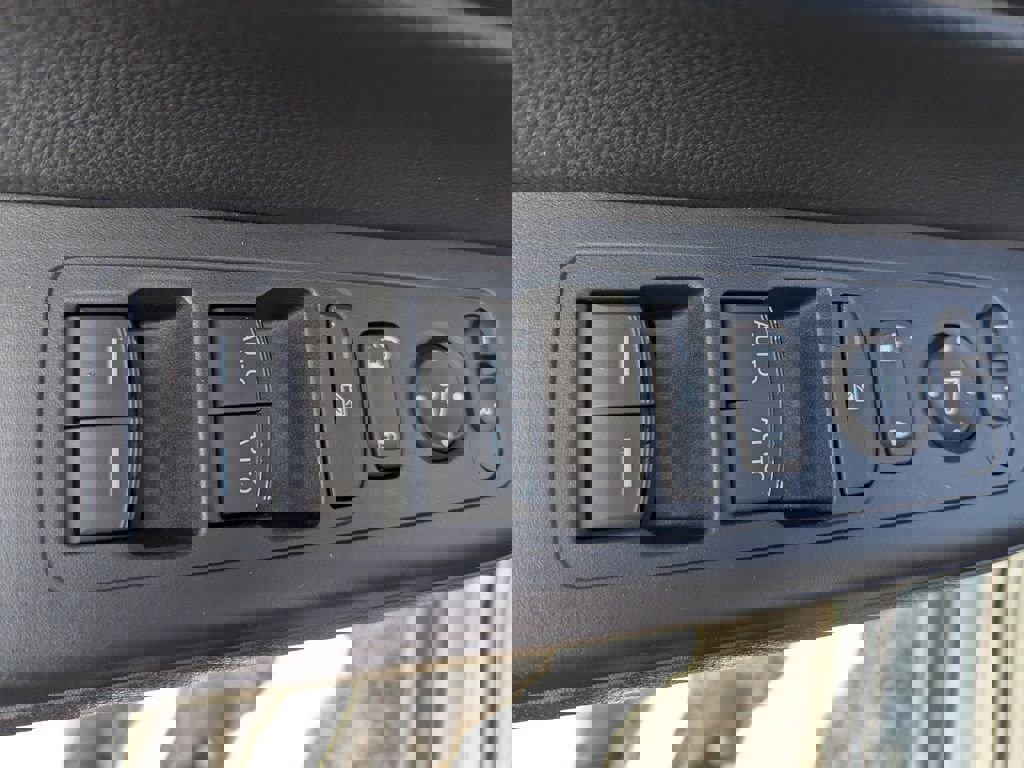 Used 2023 Honda CR-V Sport image 16