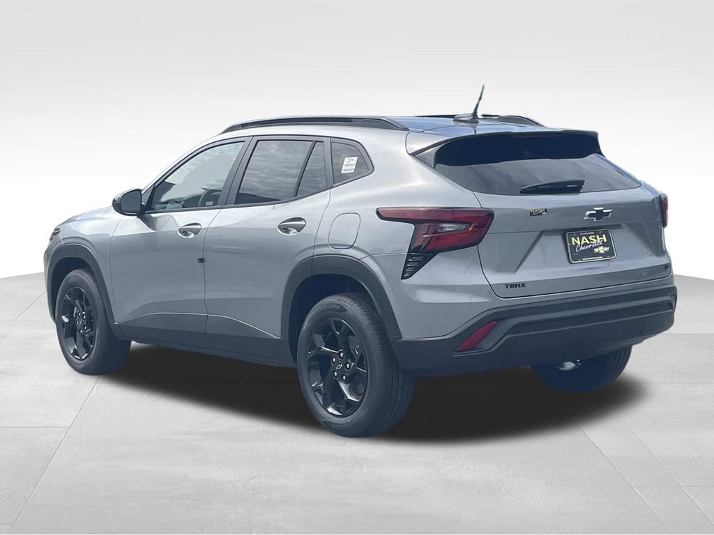 New 2026 Chevrolet Trax LT w/ Driver Confidence Package FWD image 5