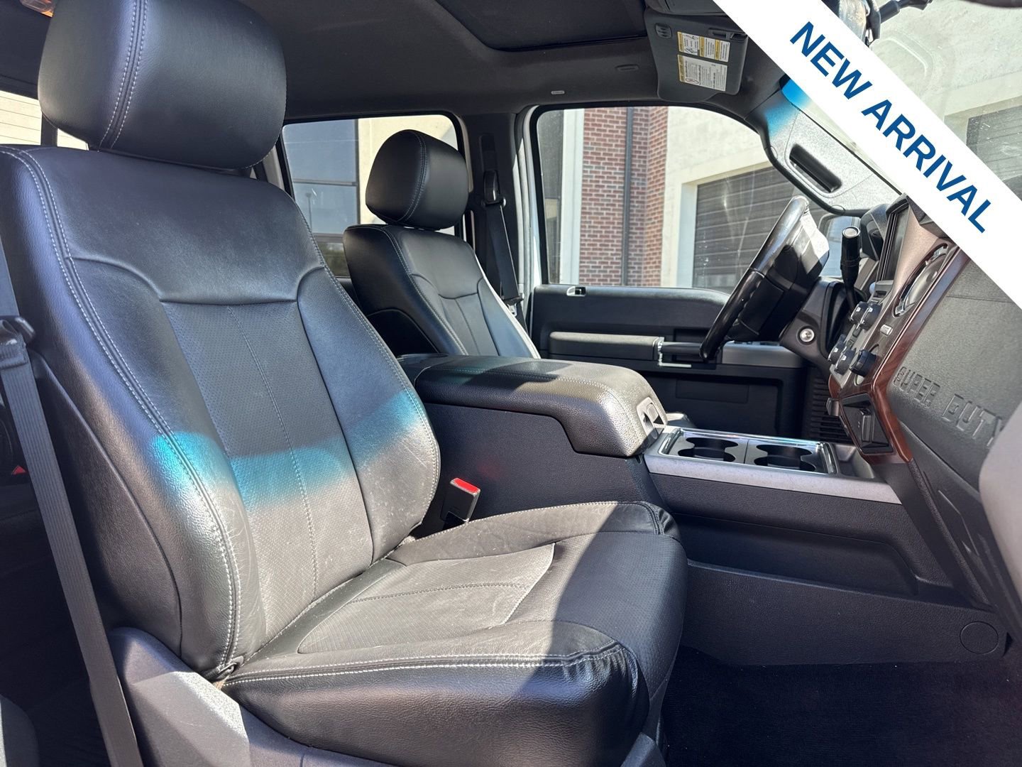 Used 2016 Ford F350 Lariat w/ Lariat Ultimate Package AWD/4WD image 9
