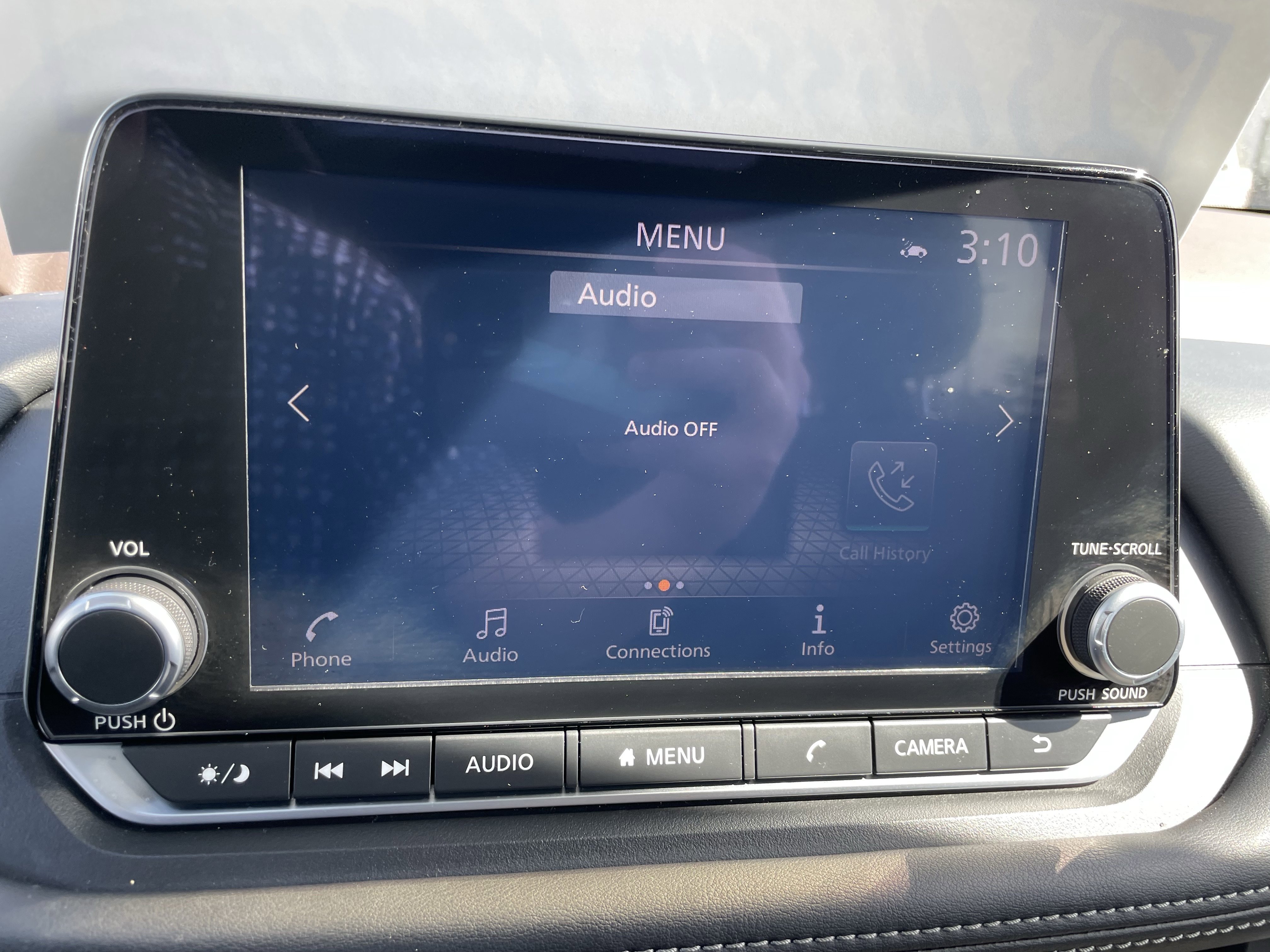 Used 2023 Nissan Rogue SV image 22