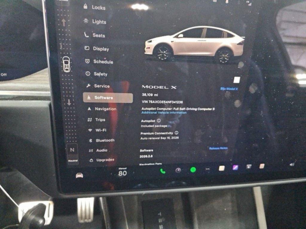Used 2022 Tesla Model X image 17
