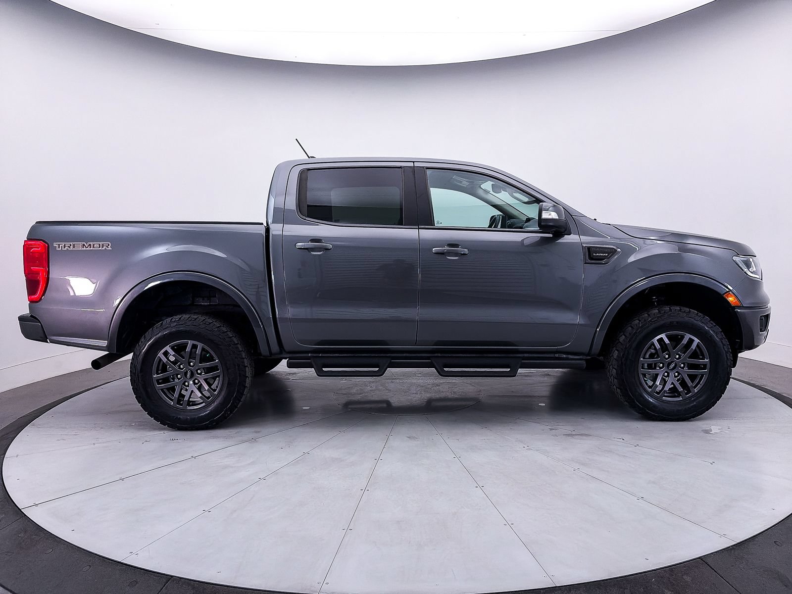 Used 2023 Ford Ranger Lariat w/ Tremor Off-Road Package AWD/4WD image 43