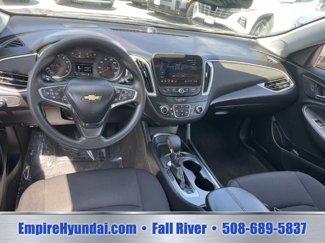 Used 2024 Chevrolet Malibu LT FWD image 15