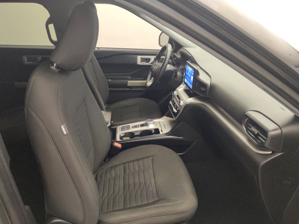 Used 2021 Ford Explorer XLT image 21