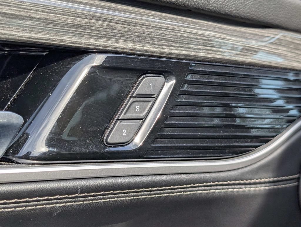 Used 2022 Jeep Wagoneer Series III w/ Convenience Group I AWD/4WD image 18