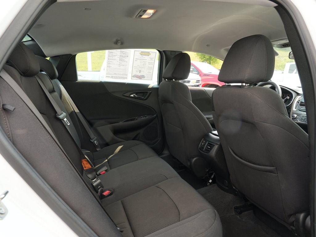 Used 2023 Chevrolet Malibu LT w/ Driver Confidence Package FWD image 28
