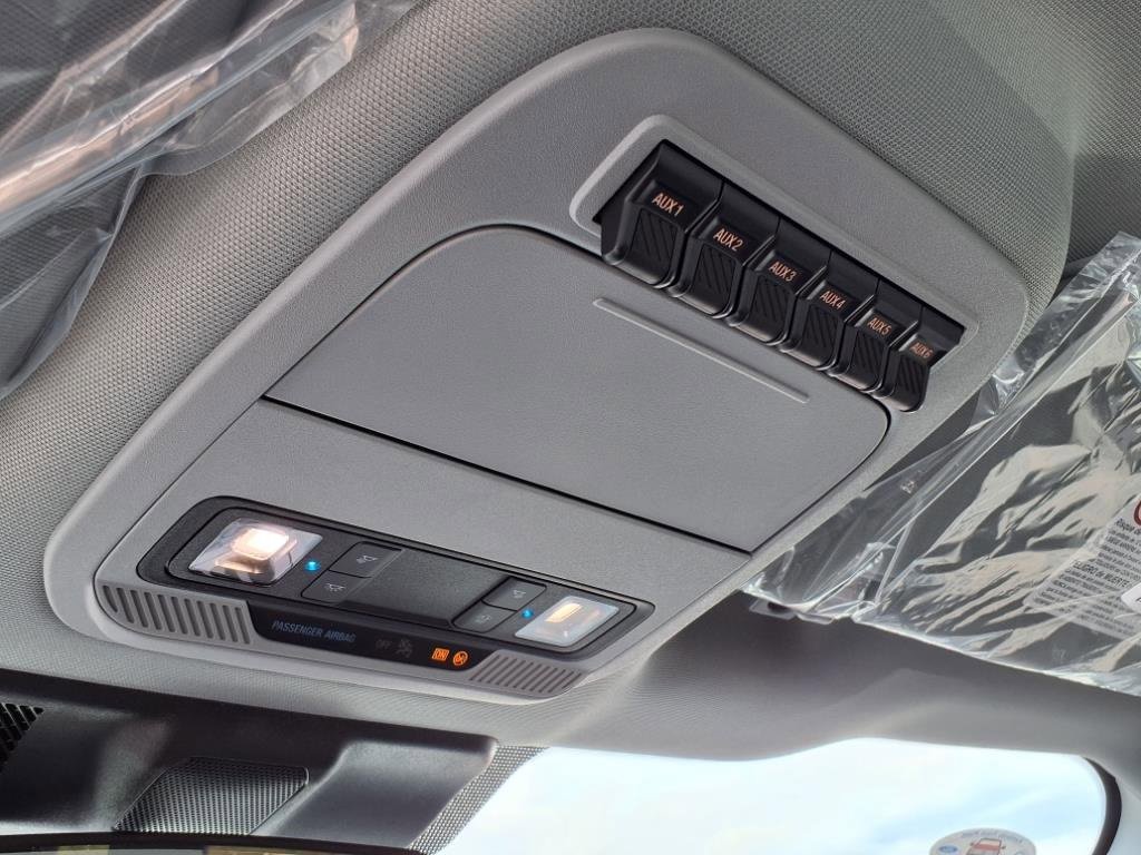 New 2026 Ford F550 4x4 Crew Cab image 22