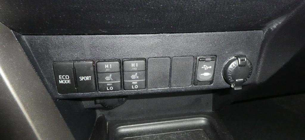 Used 2013 Toyota RAV4 Limited image 14