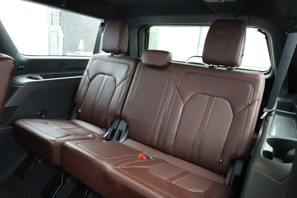 Used 2023 Ford Expedition Max Limited image 20