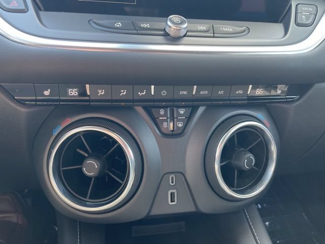 Used 2024 Chevrolet Blazer LT w/ Convenience Package FWD image 24