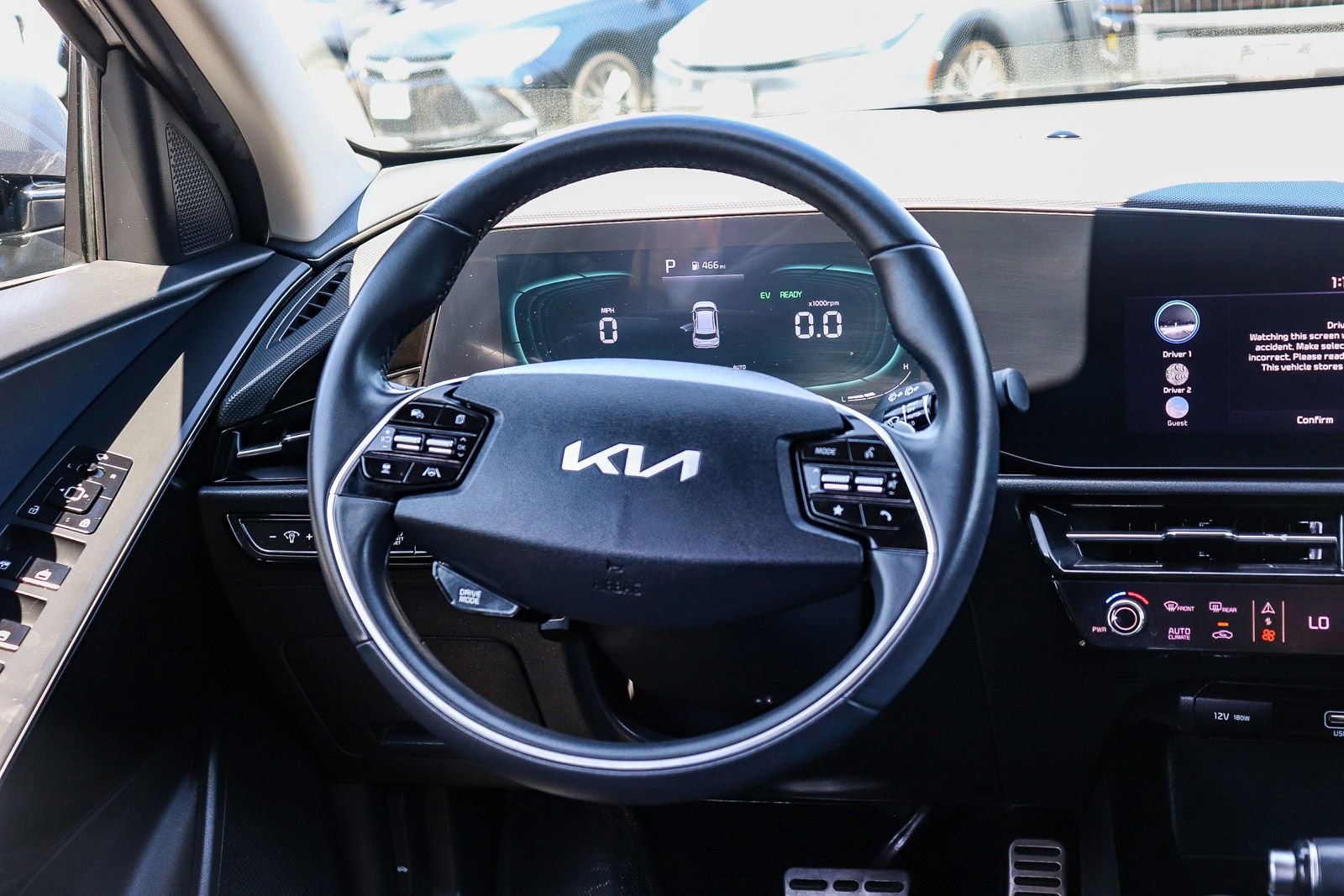 Used 2023 Kia Niro EX Touring FWD image 18