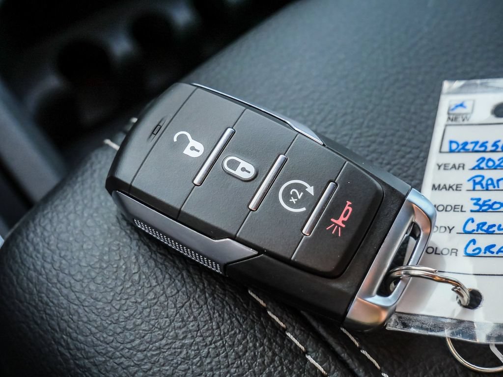 New 2026 RAM 3500 Big Horn AWD/4WD image 60