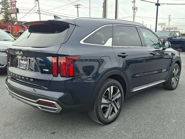 Used 2022 Kia Sorento SX w/ Panoramic Sunroof Package image 6