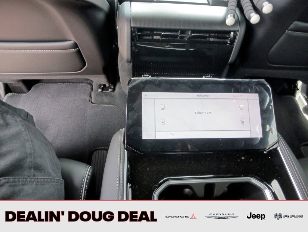 New 2025 Jeep Grand Wagoneer Series II Obsidian w/ Quick Order Packagew 28T image 27