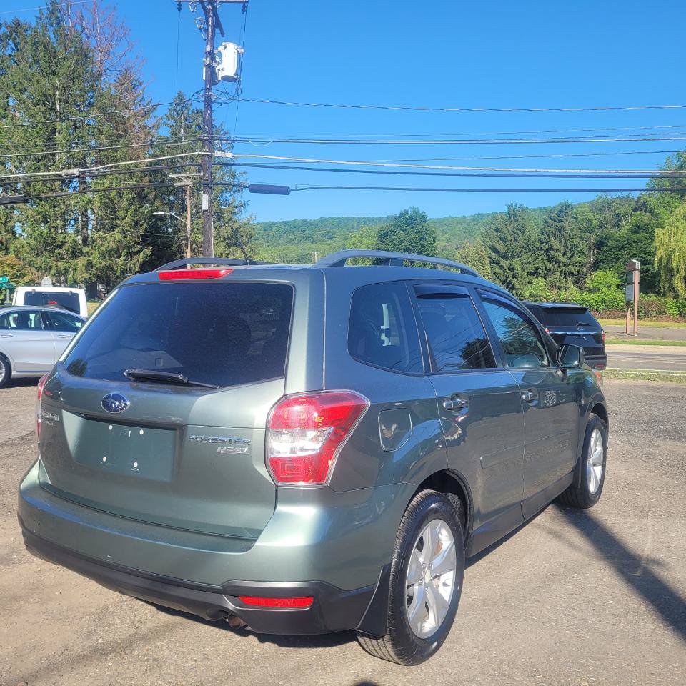 Used 2014 Subaru Forester 2.5i Premium w/ All-Weather Package AWD/4WD image 8