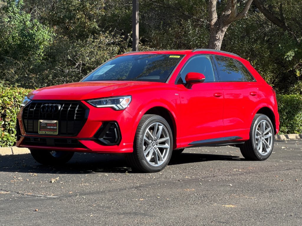 Used 2023 Audi Q3 2.0T Premium AWD/4WD image 9