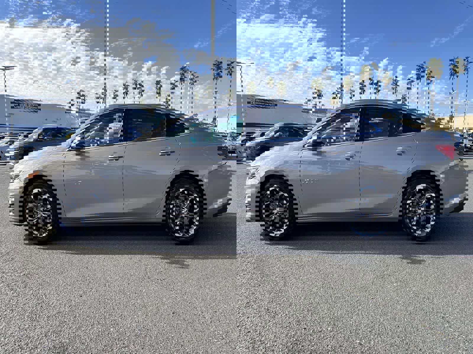 Used 2023 Chevrolet Malibu LT image 5