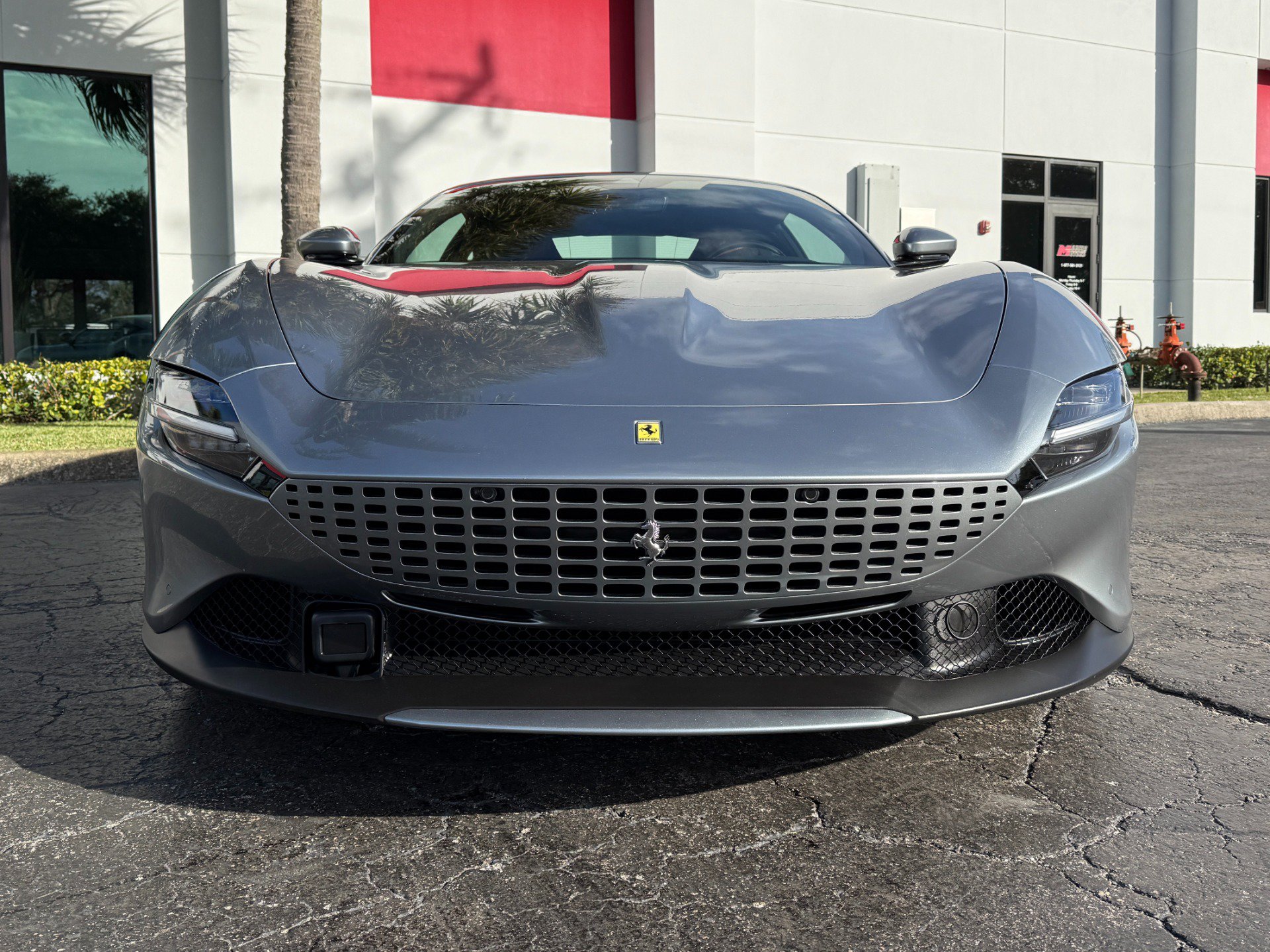 Used 2021 Ferrari Roma RWD image 10