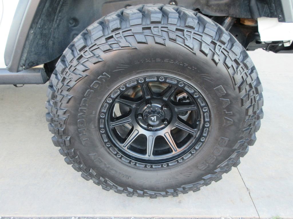 Used 2024 Jeep Wrangler Rubicon w/ Capability Package AWD/4WD image 15