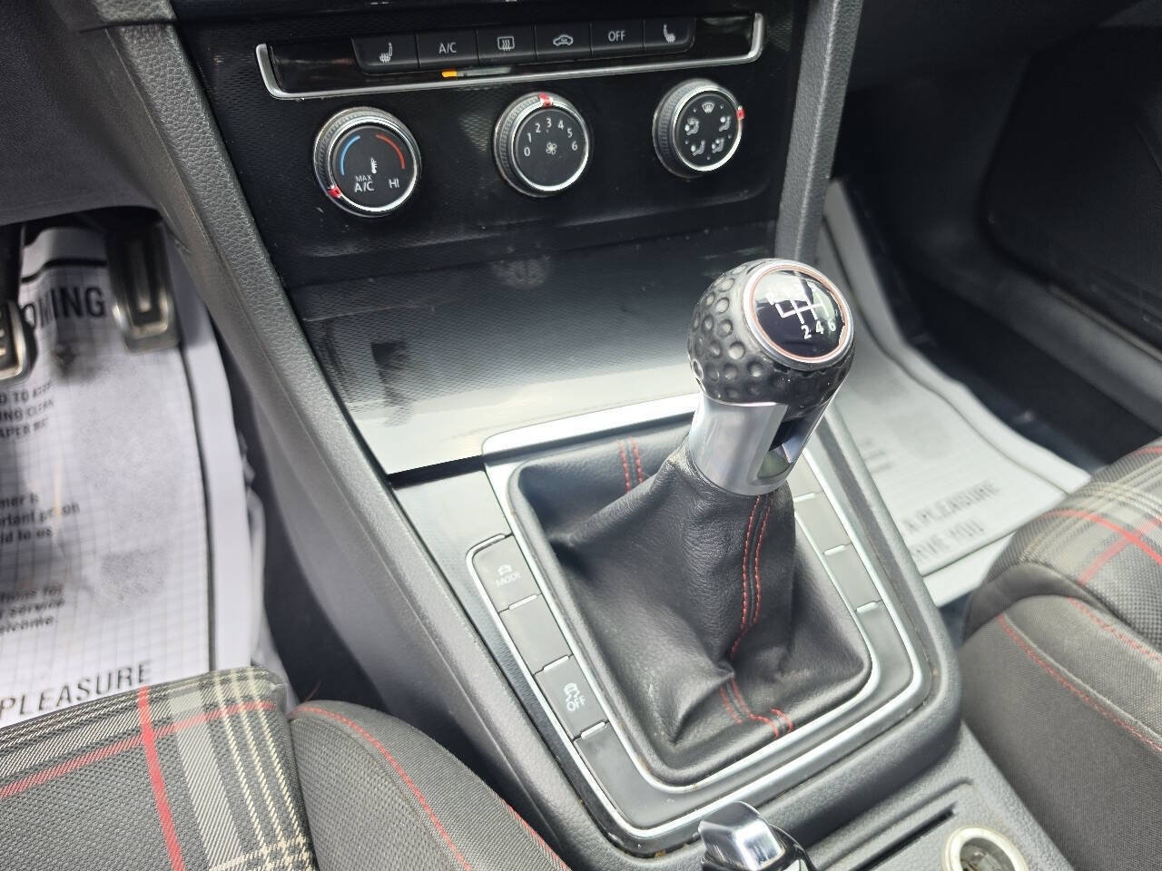 Used 2016 Volkswagen GTI S FWD image 59