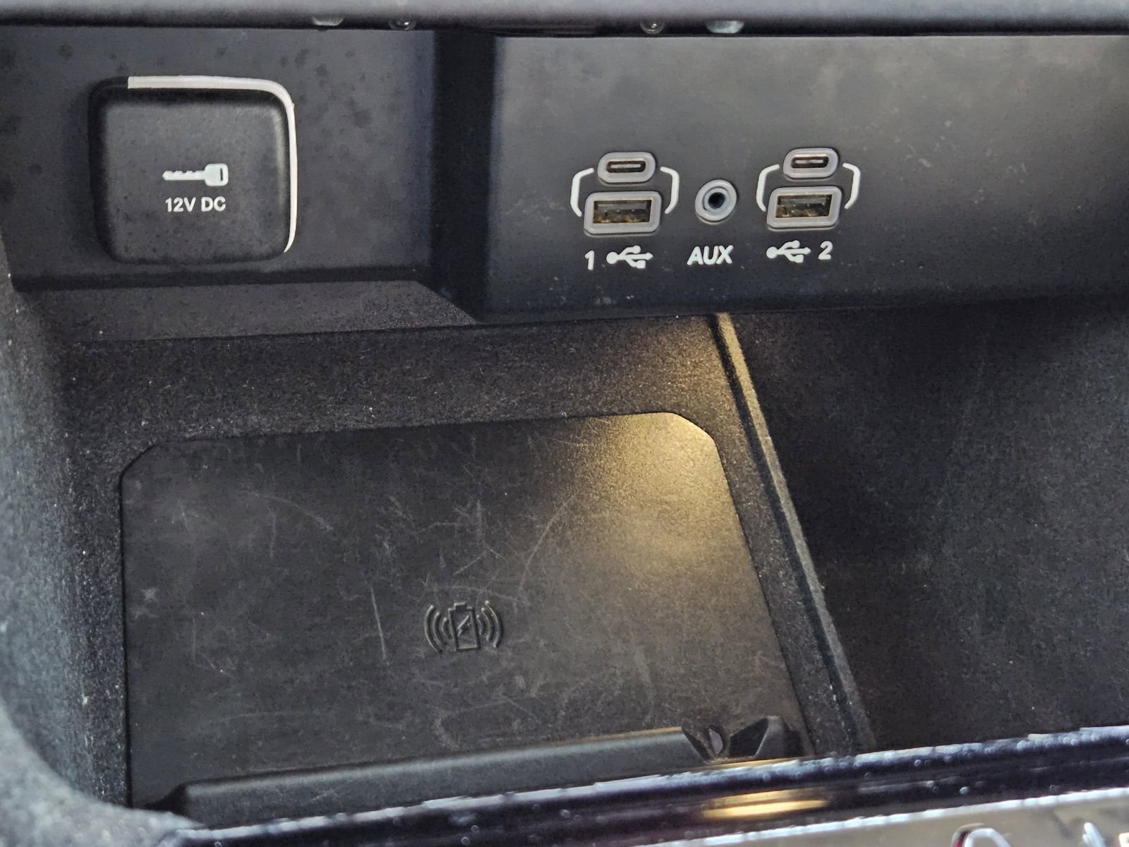 Used 2024 Jeep Wagoneer L Series II w/ Flexible Seating Group image 21