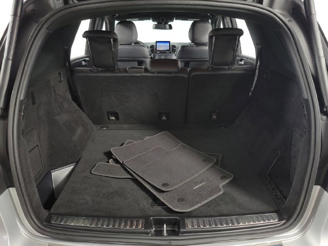 Used 2018 Mercedes-Benz GLE 350 4MATIC image 26