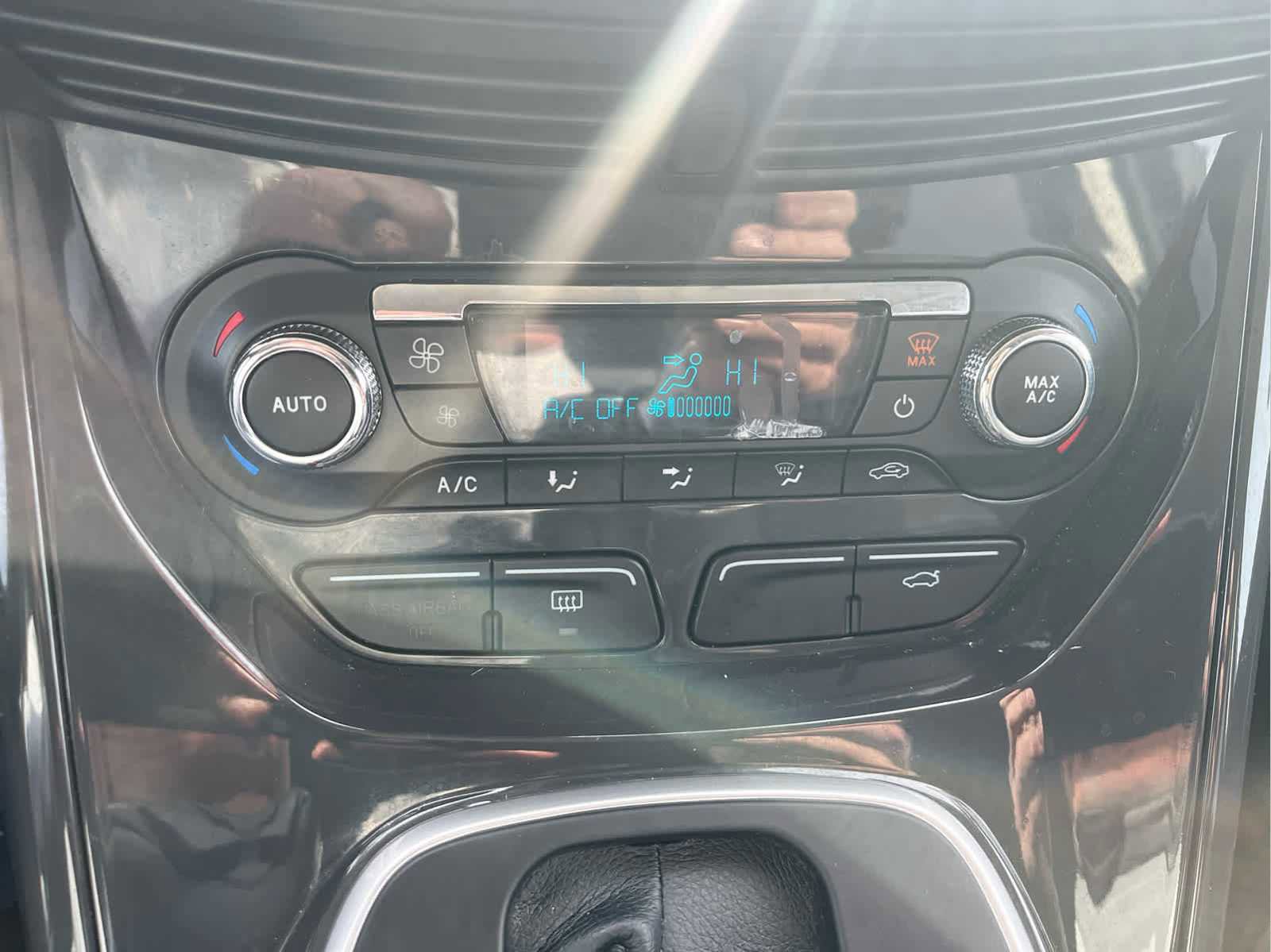 Used 2014 Ford Escape Titanium image 20