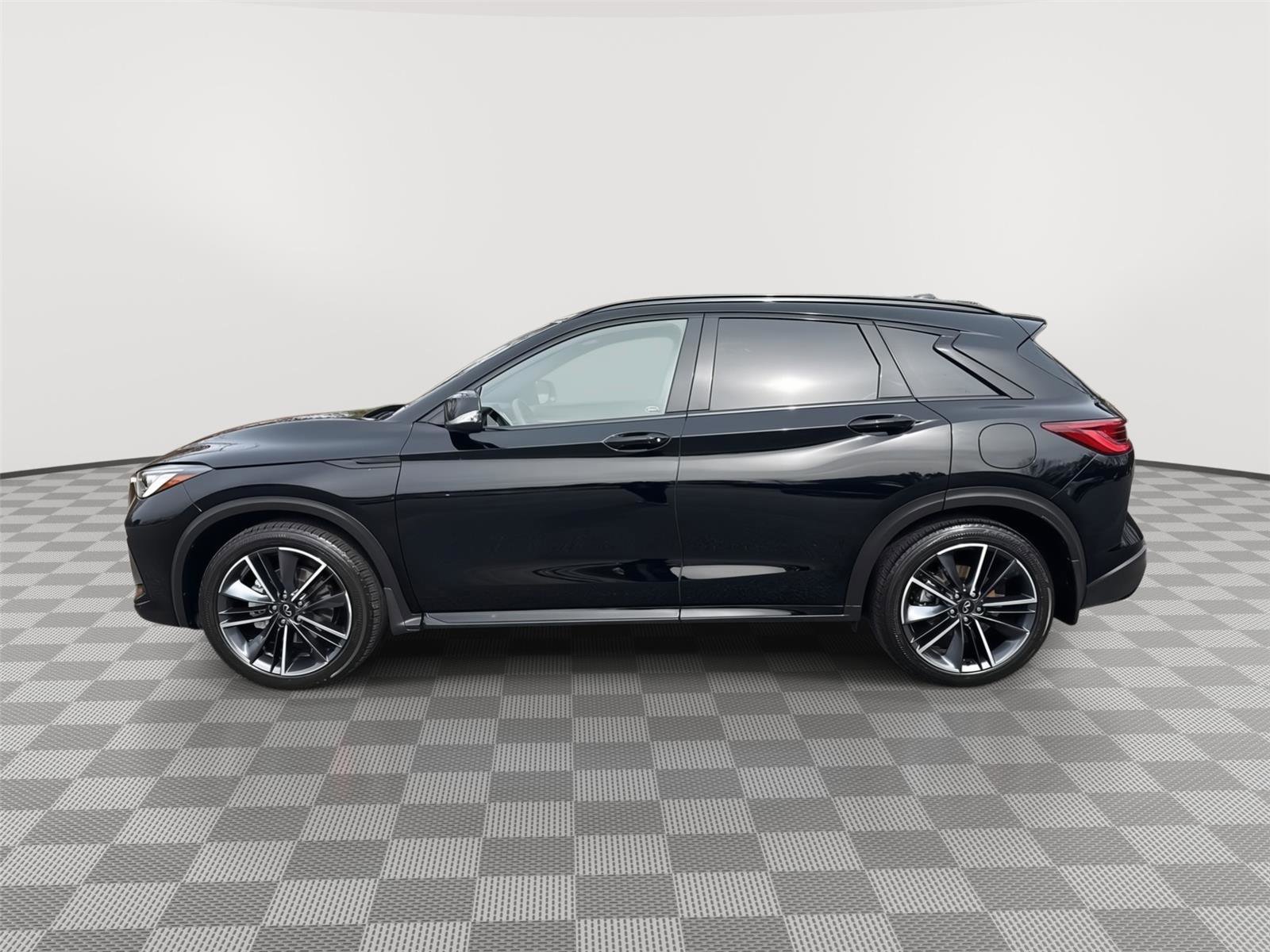 Used 2023 INFINITI QX50 Sport image 8