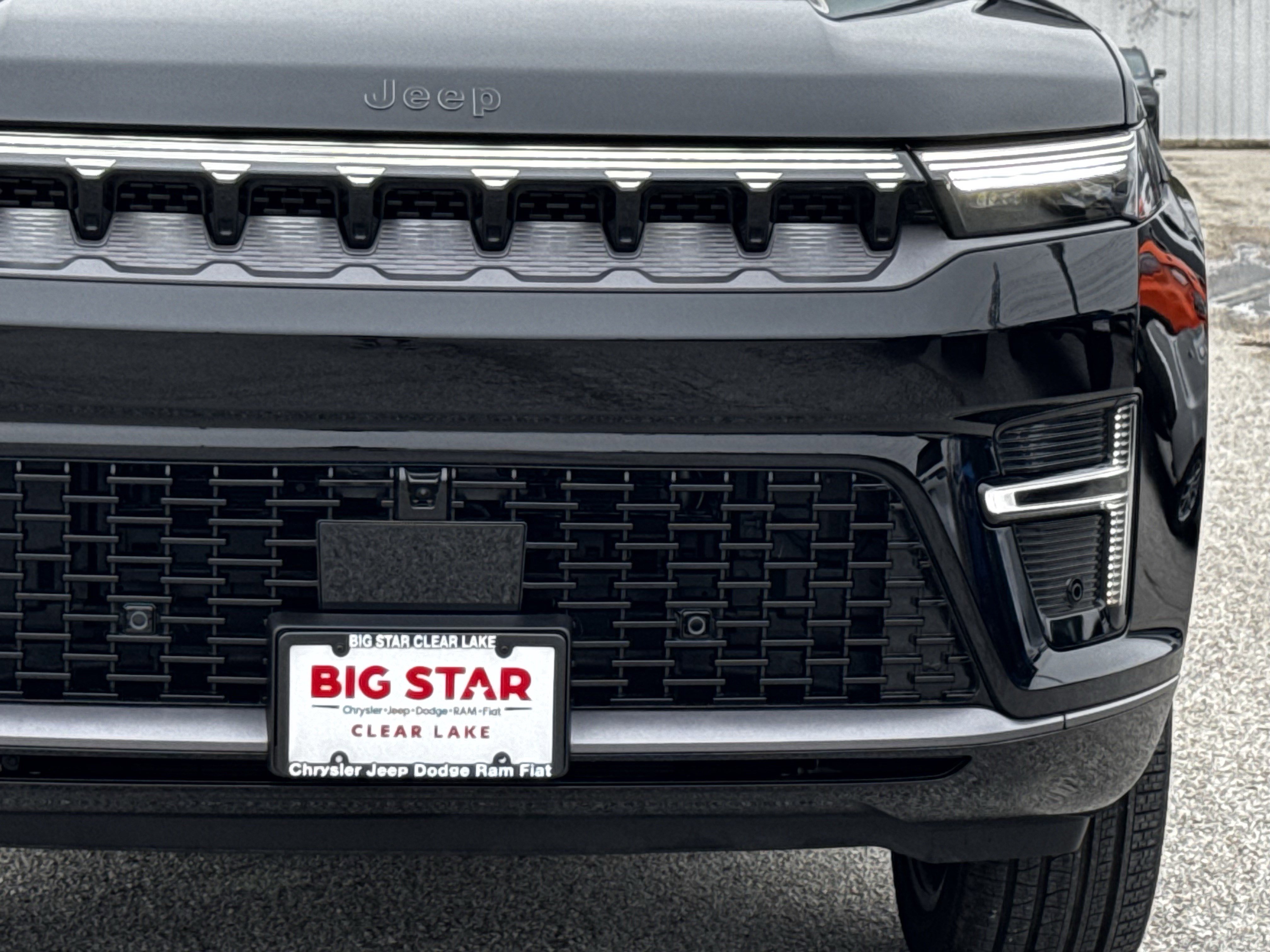 New 2026 Jeep Grand Wagoneer L Summit image 5