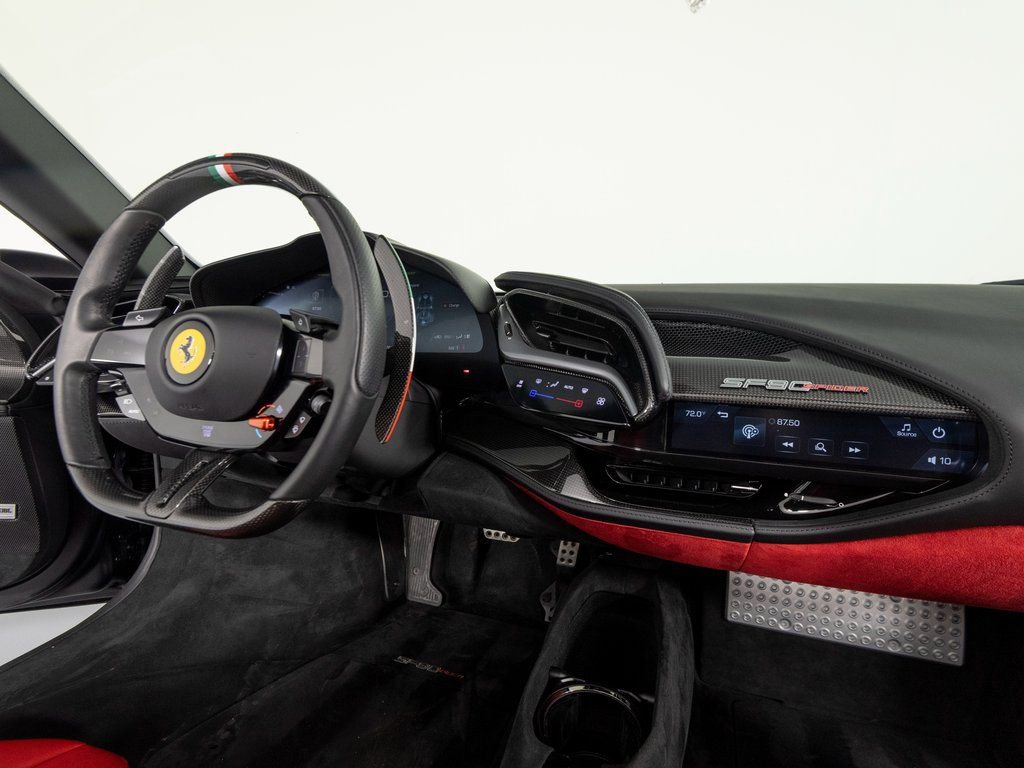 Used 2024 Ferrari SF90 Spider image 28