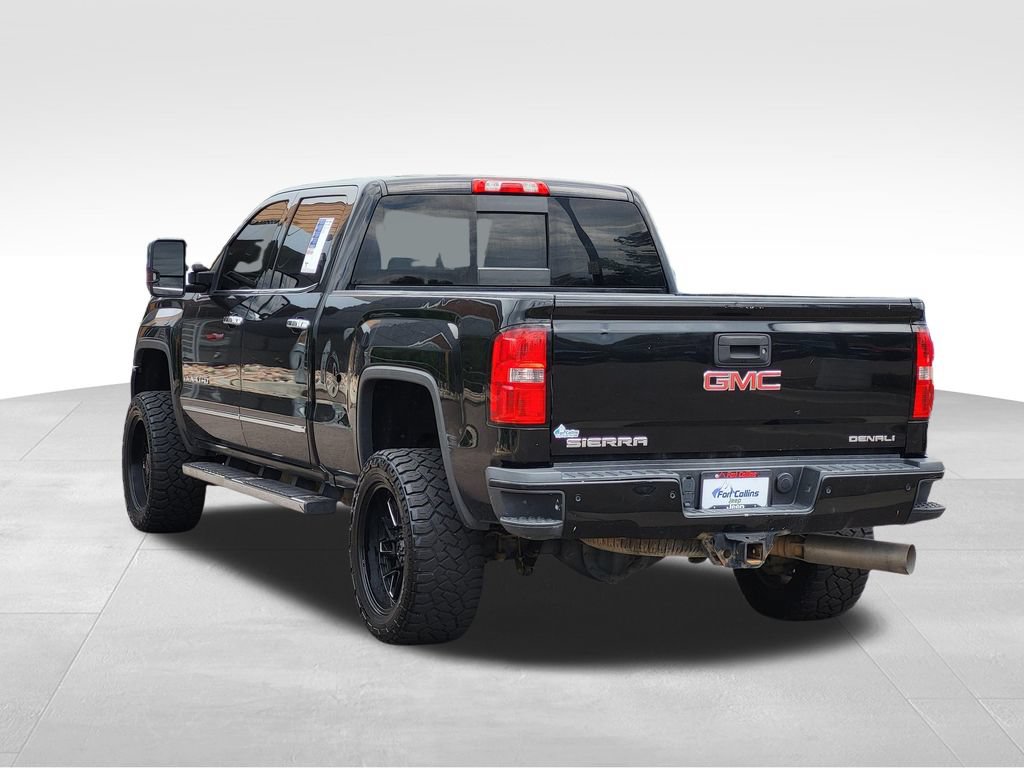 Used 2015 GMC Sierra 2500 Denali w/ Duramax Plus Package AWD/4WD image 8