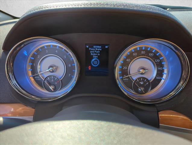 Used 2014 Chrysler 300 C image 22
