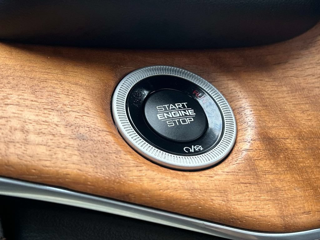 Certified 2023 Jeep Grand Cherokee Summit AWD/4WD image 29