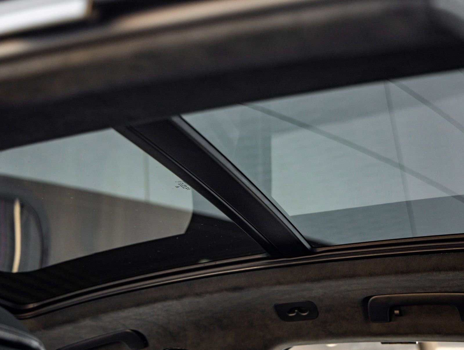 New 2026 Porsche Macan GTS AWD/4WD image 25