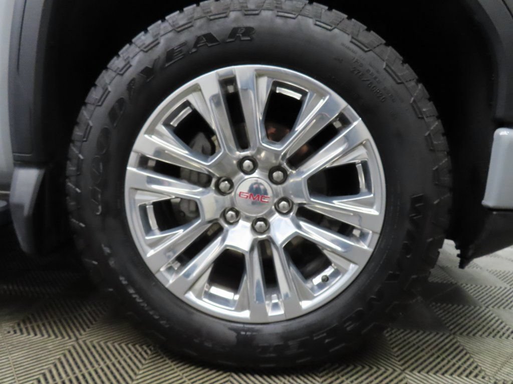 Used 2025 GMC Sierra 1500 Denali AWD/4WD image 8
