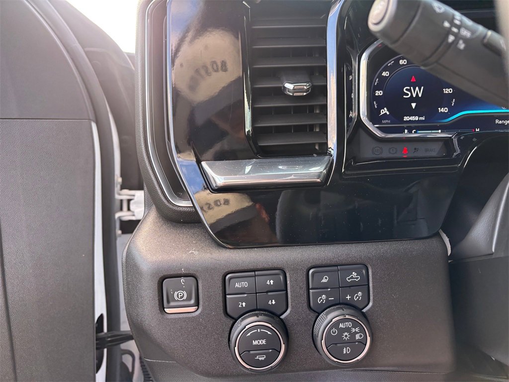 Certified 2025 Chevrolet Silverado 1500 LTZ w/ LTZ Premium Texas Edition image 19