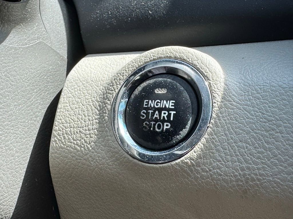 Used 2007 Toyota Camry XLE FWD image 29