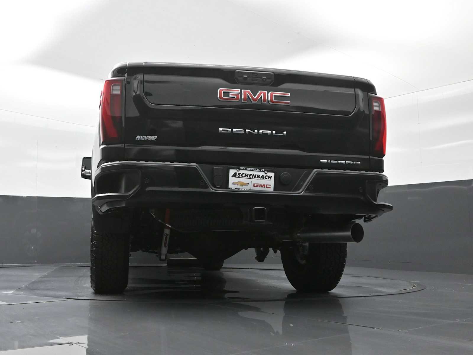 New 2025 GMC Sierra 2500 Denali w/ Technology Package image 24
