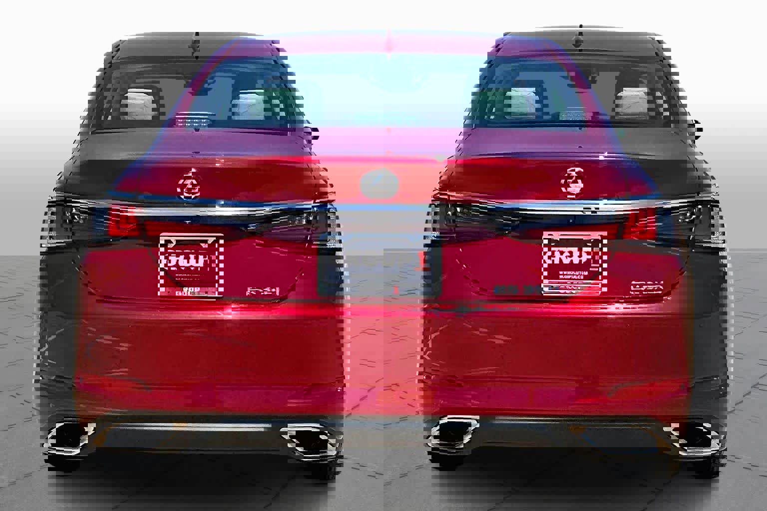 Certified 2025 Lexus ES 350 w/ Premium Package image 5