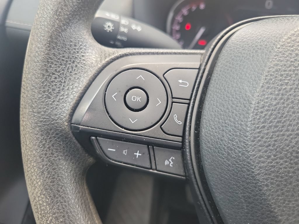 Certified 2025 Toyota RAV4 XLE FWD image 18